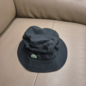 LACOSTE / 메쉬 패널 버킷햇 (블랙)