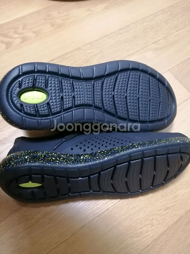 CROCS 크록스 라이트라이드 페이서 맨--1