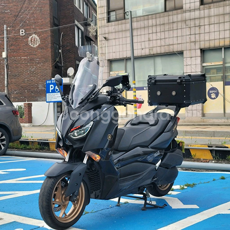 23년식 xmax300 깔끔한차량 판매합니다--1