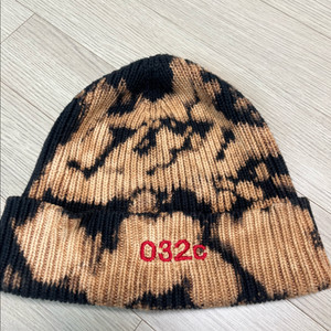 032c 비니 판매합니다