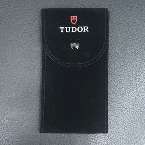 튜더 TUDOR 여행용 파우치