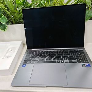 갤럭시북5 프로 16인치 (NT965XHW-A52A)