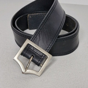 DIOR HOMME 가죽벨트 정품입니다