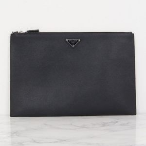 [PRADA 급매] 사피아노 레더 클러치백 클래식 블랙
