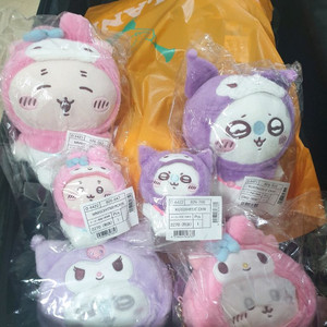 치이카와 산리오 콜라보 인형 모몽가 카니 미개봉현물