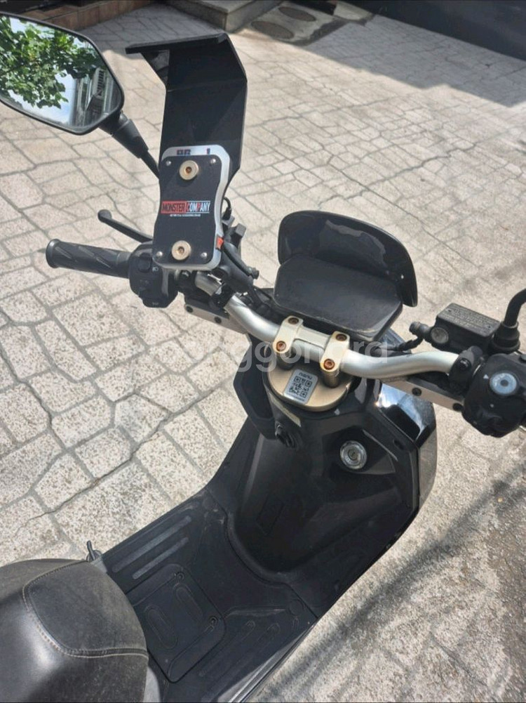 거의 새것! 2,000km 주행 전기스쿠터 저렴하게 판--1
