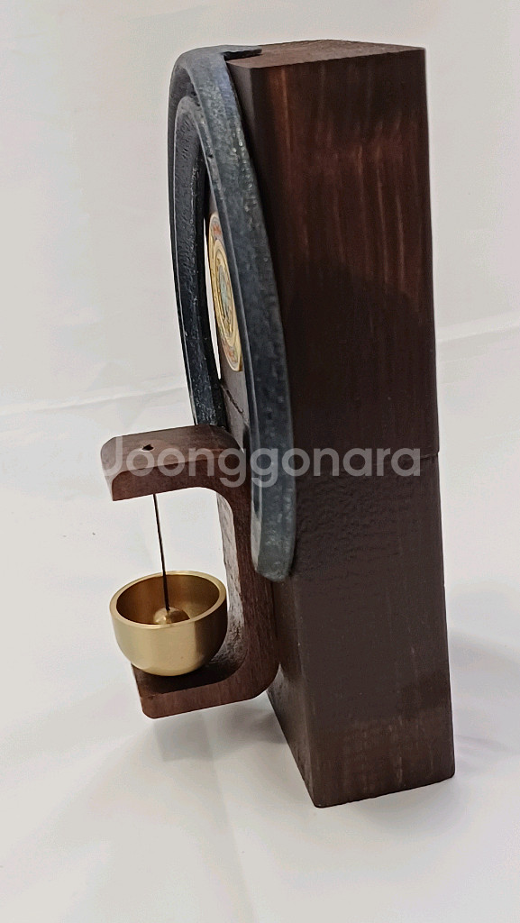 행운의 편자 & 금속 코인 문종 세트 나무 받침대 장--7