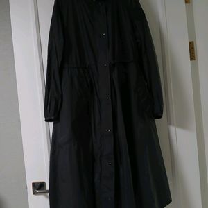 몽클레어 경량 롱바람막이 (새상품)