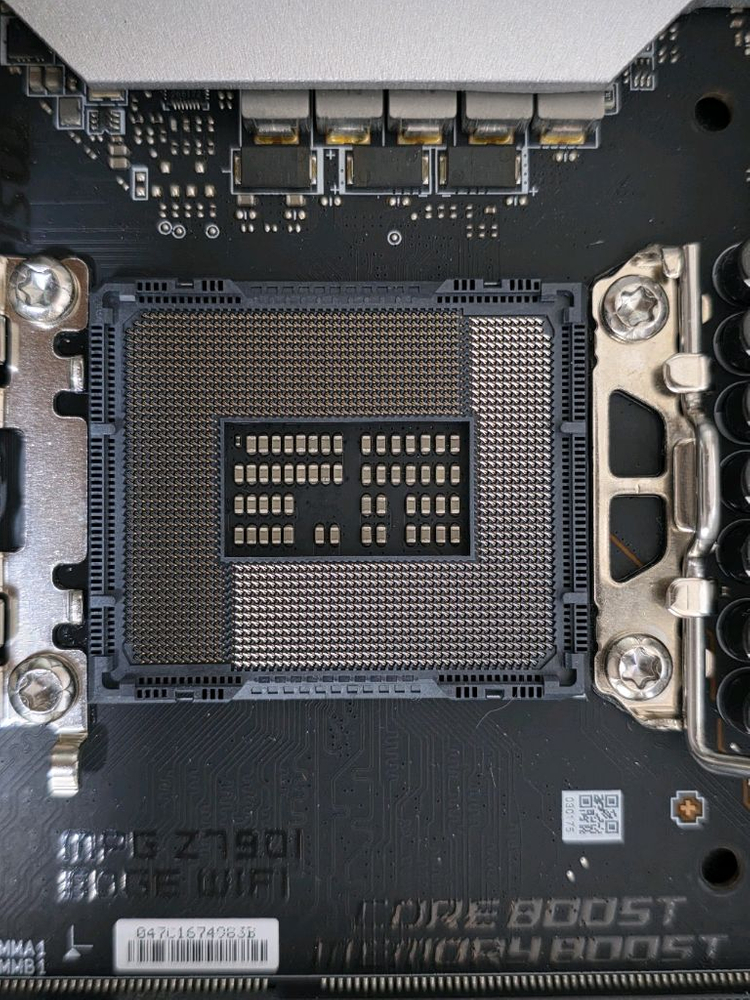 MSI Z790I EDGE ITX 메인보드--2