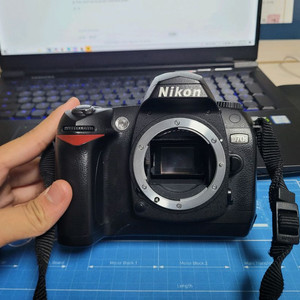 니콘 D70s 5300컷+18-135mm 렌즈 팝니다!