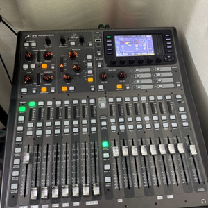 Behringer X32 Producer