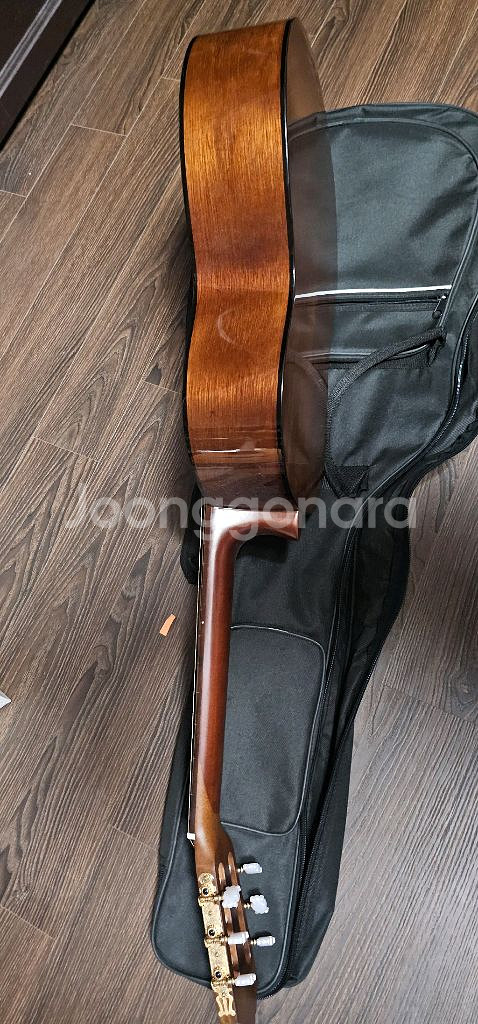야마하 C70 클래식 기타입니다정품 보증서 보유--3
