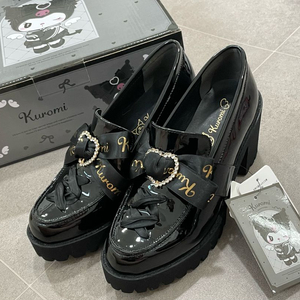 산리오 쿠로미 메로쿠로 돈키호테 한정판 구두 이미지