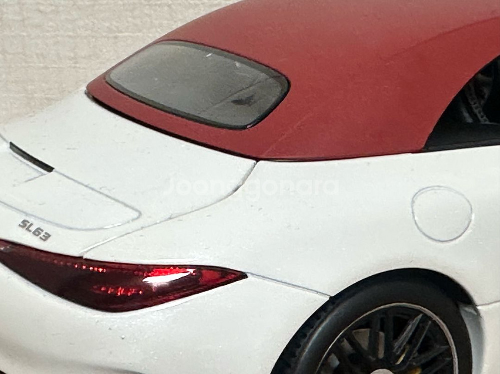 1:18 SL63 Amg--5