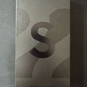 갤럭시 S22 울트라 판매합니다.