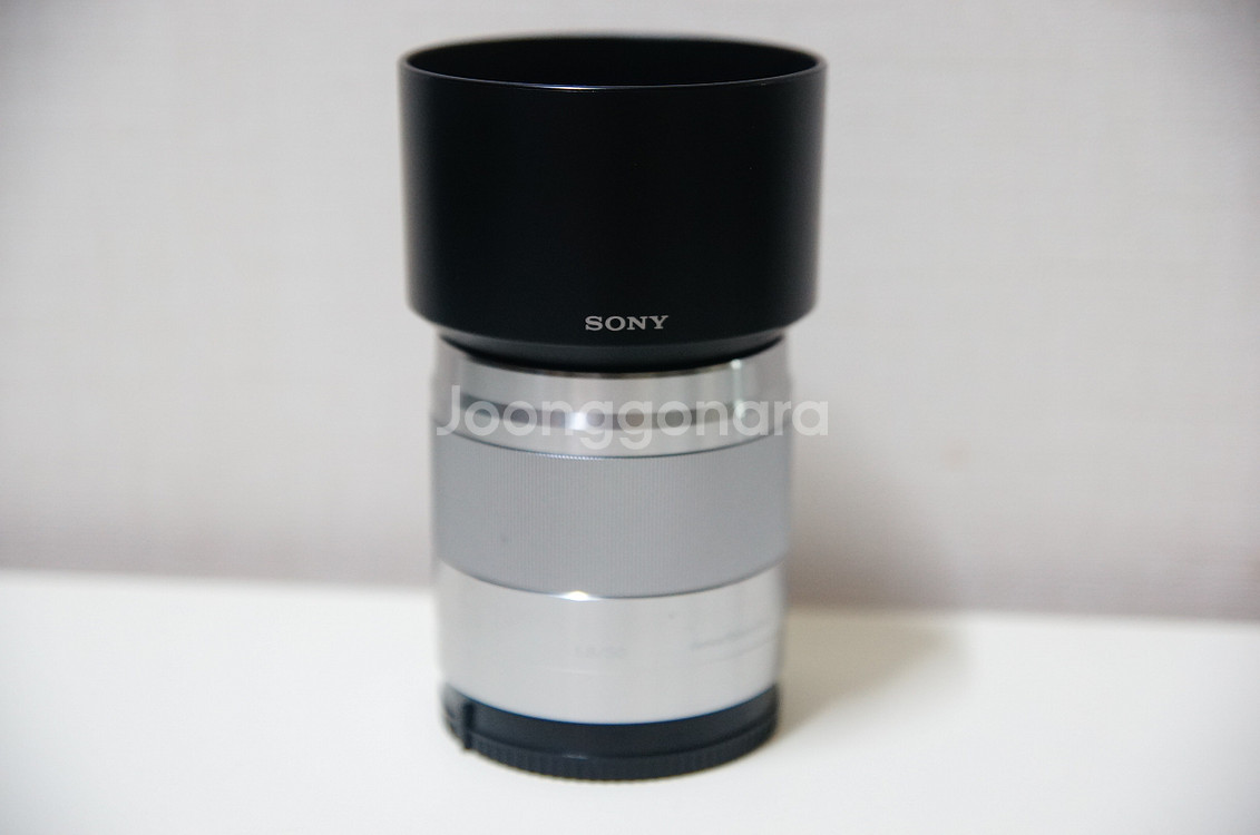 [소니] 여친렌즈 SEL 50mm f1.8 실버--2
