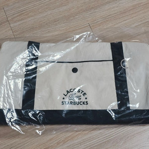 스벅 프리퀀시 라코스테콜라보 보스턴백