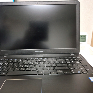 삼성 NT501R5A 노트북 중고 판매합니다.기본적