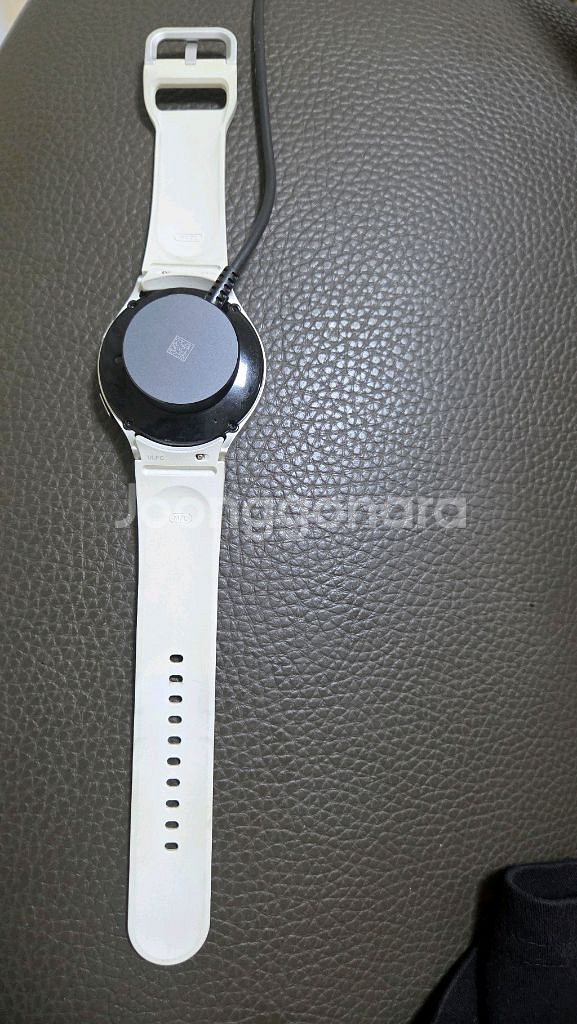 갤럭시 워치 5 / 44mm--1