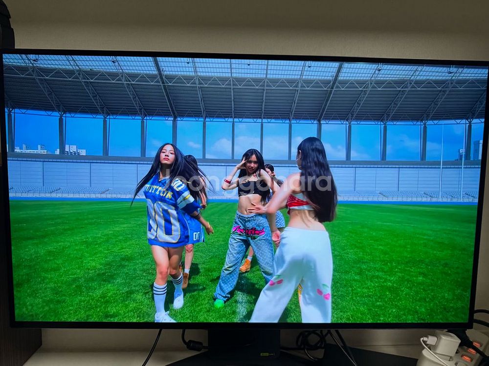 LG울트라기어 4k oled 32GS95UV 모니터--1