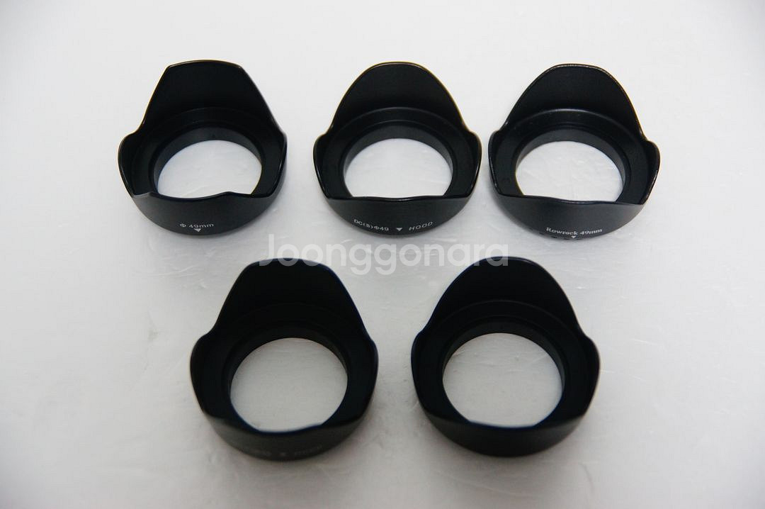 40.5/49mm 렌즈용 후드팝니다.(3천원)--3