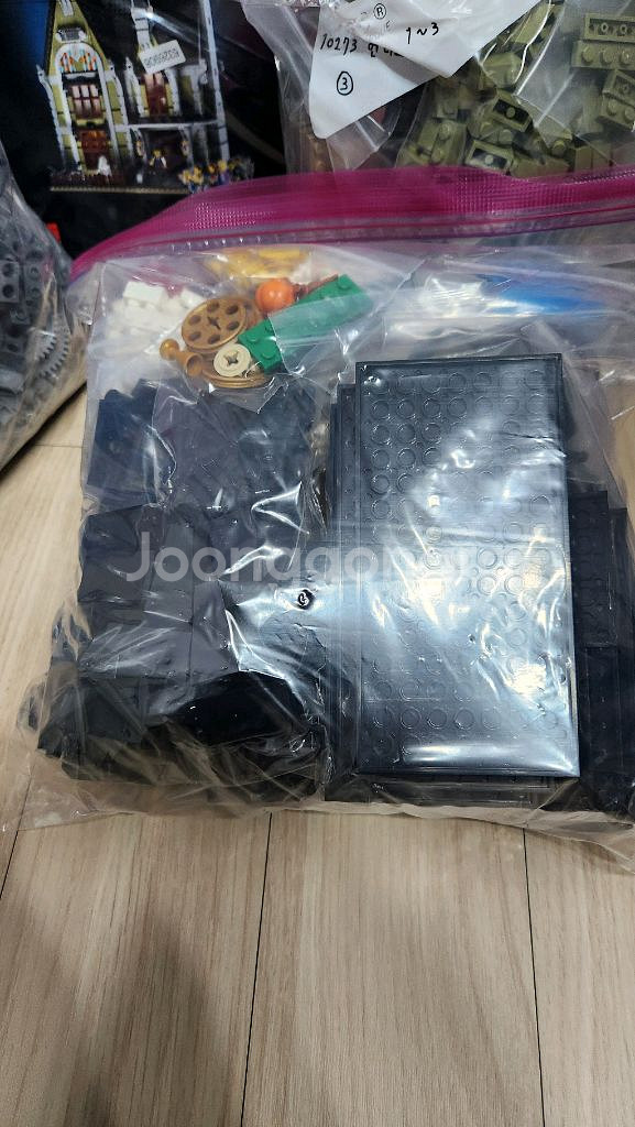 레고 10273 헌티드 하우스 중고 판매--1