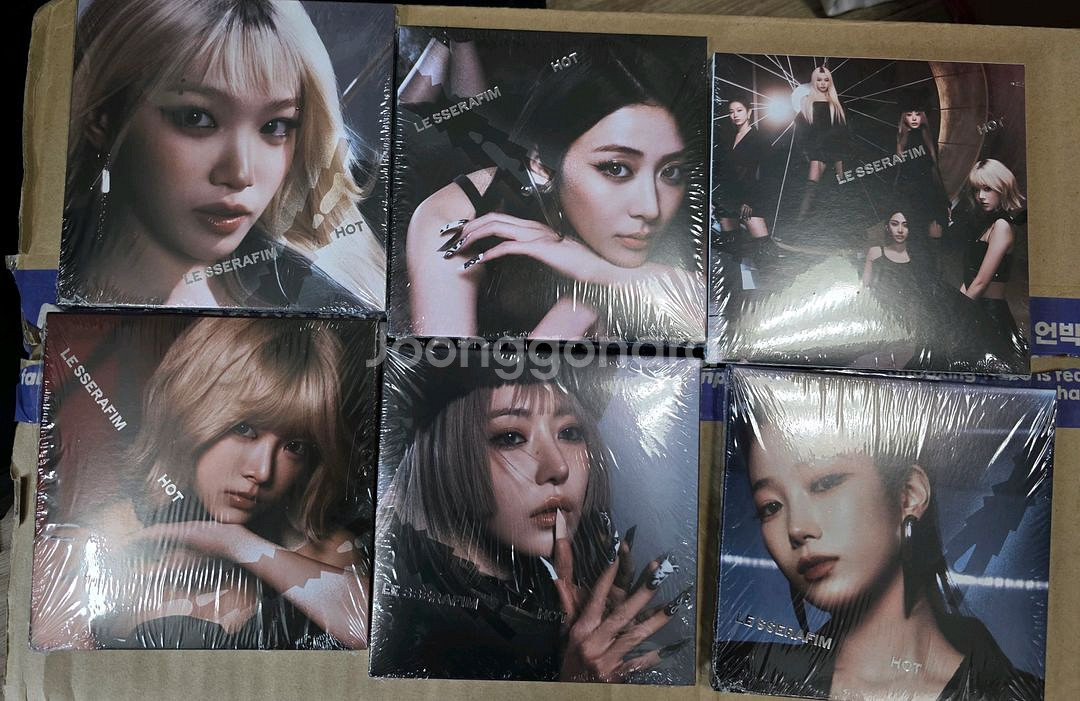 르세라핌 HOT COMPACT ver 미개봉앨범--0