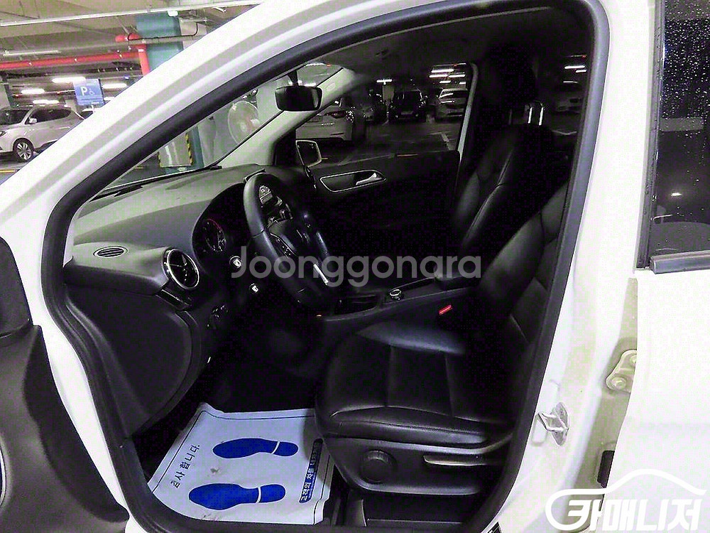 [벤츠]B클래스 (MY B) B200 CDI 블루이피션--9