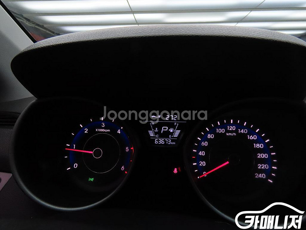 [현대]더 뉴 아반떼 1.6 VGT 모던 기본형 #최저--8