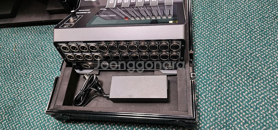 야마하 디지탈믹서 DM3 스탠다드--6