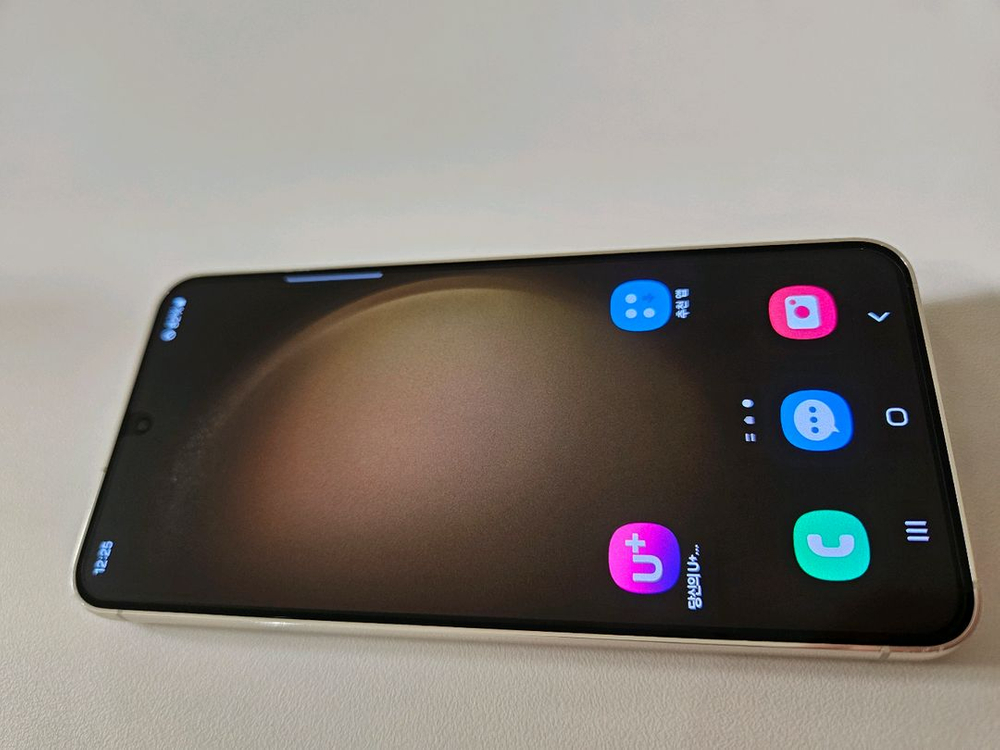 갤럭시S23 S급 상태좋은 휴대폰 팔아요--5