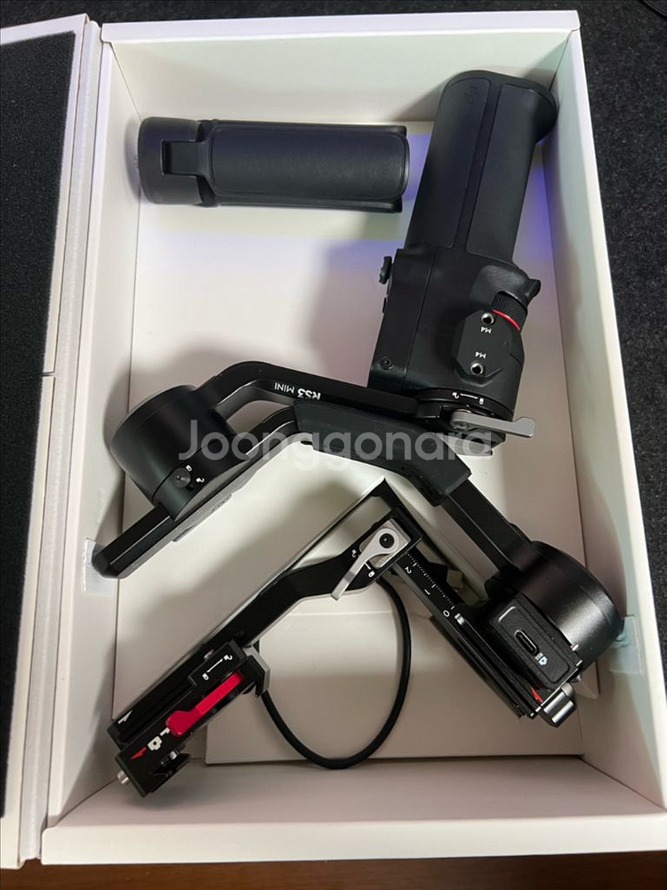 DJI RS 3 Mini 짐벌--1
