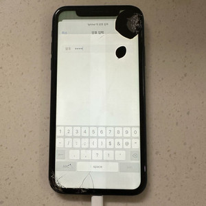 아이폰XR 128기가 액정파손