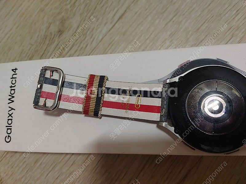 삼성 갤럭시워치4 44MM 톰브라운--3