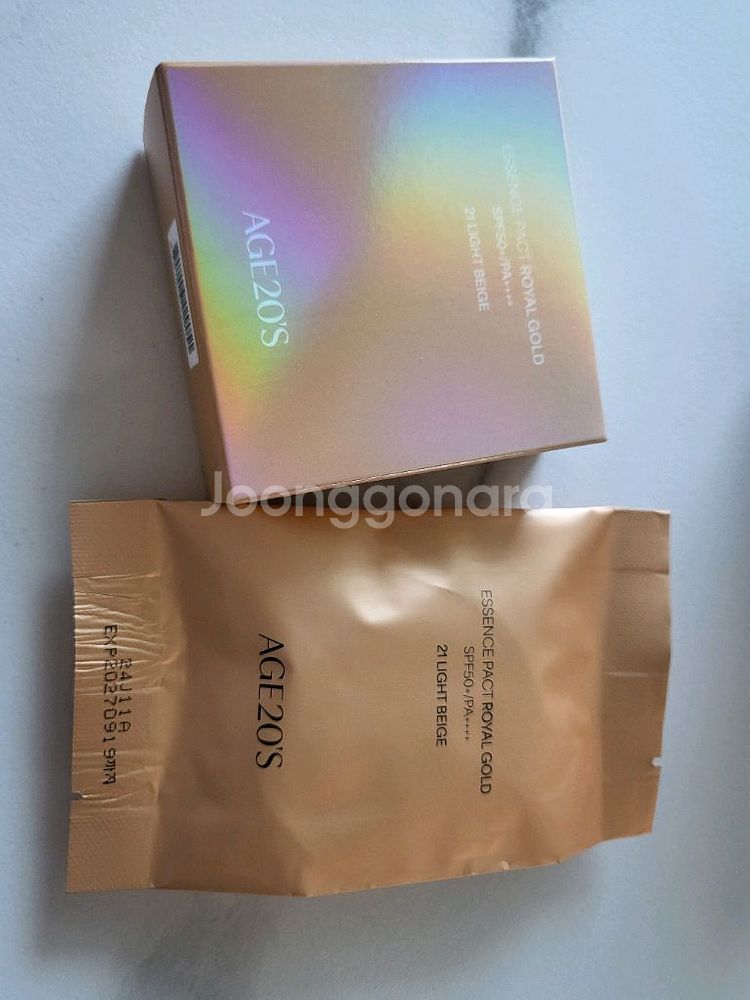 에이지20s 팩트 로얄 골드 다이아 에디션 본품 리필--0