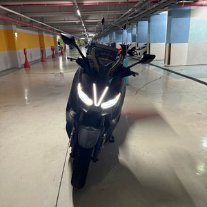 xmax300