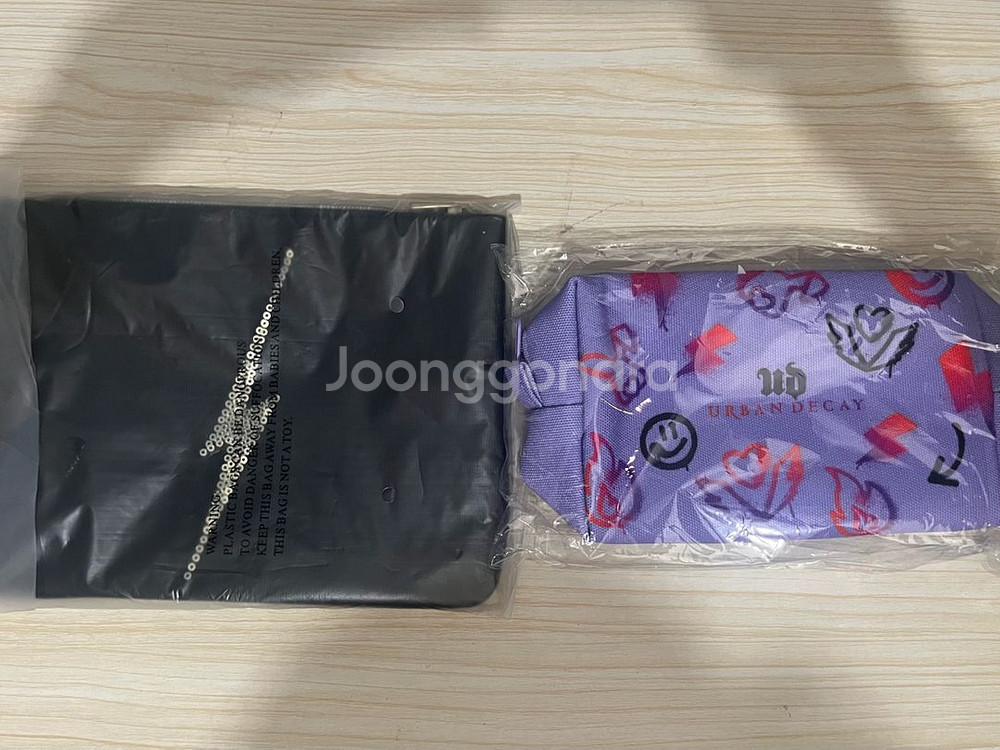 어반디케이 파우치 새상품--0