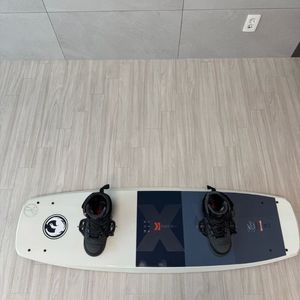 하이퍼라이트 웨이크보드 판매합니다