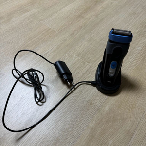 브라운 쿨텍 전기면도기