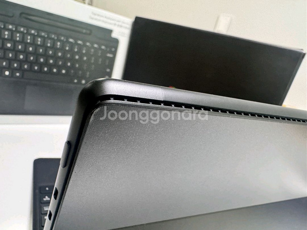 서피스프로8 i7, 16gb램, 512g ssd 민트급--3