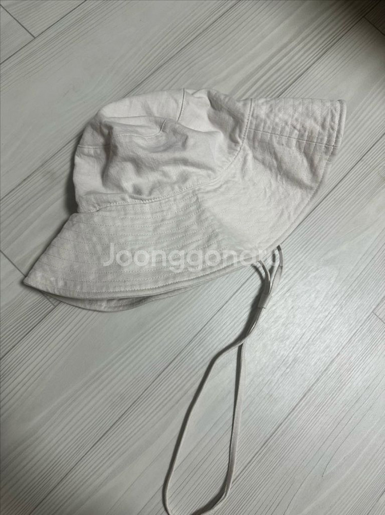 유니클로 UV컷 와이드 챙모자--2