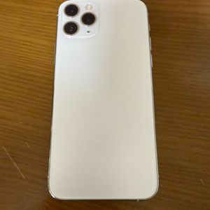 아이폰 11pro 68G