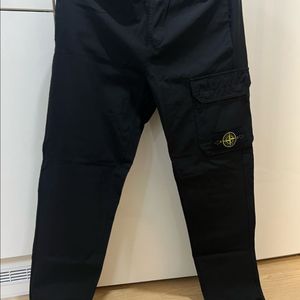 23fw 스톤아일랜드 나일론팬츠 (새상품)