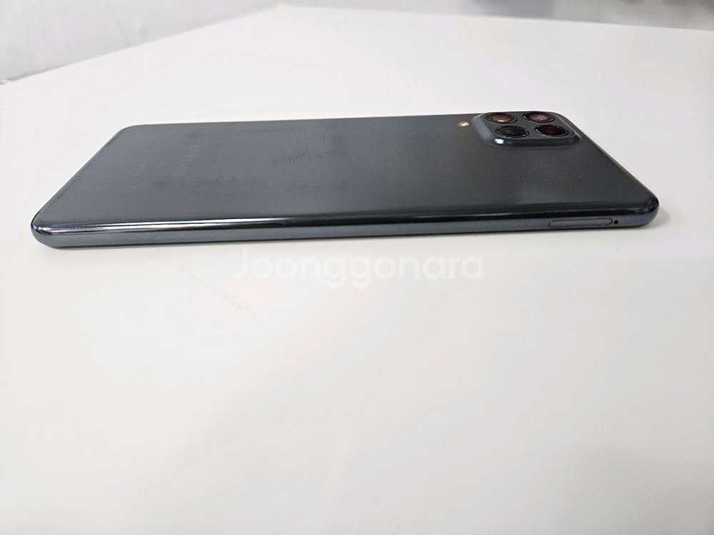 퀀텀3 블랙 128G skt A급--7