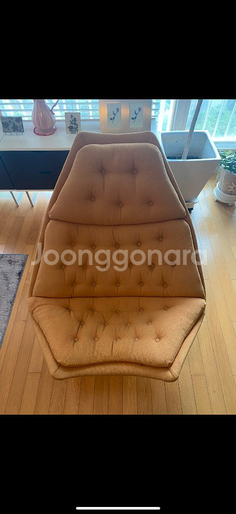 아티포트 Pierre Paulin F588 라운지체어--0