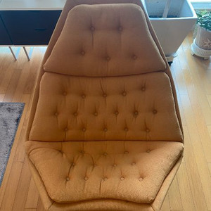 아티포트 Pierre Paulin F588 라운지체어