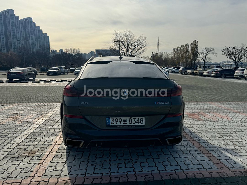 bmw x6 m50i 운용리스 판매합니다--2