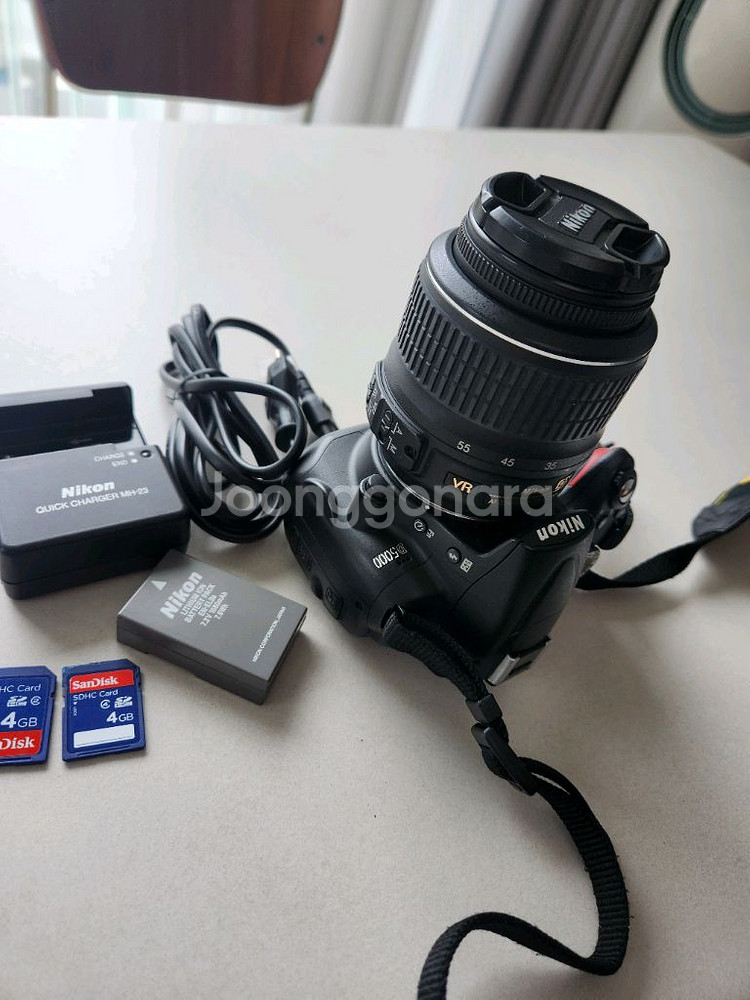 상태 최상 니콘 D5000 DSLR 카메라 판매--4