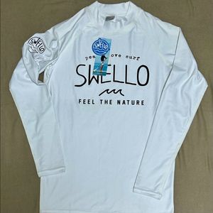 SWELLO 흰색 래쉬가드 새상품