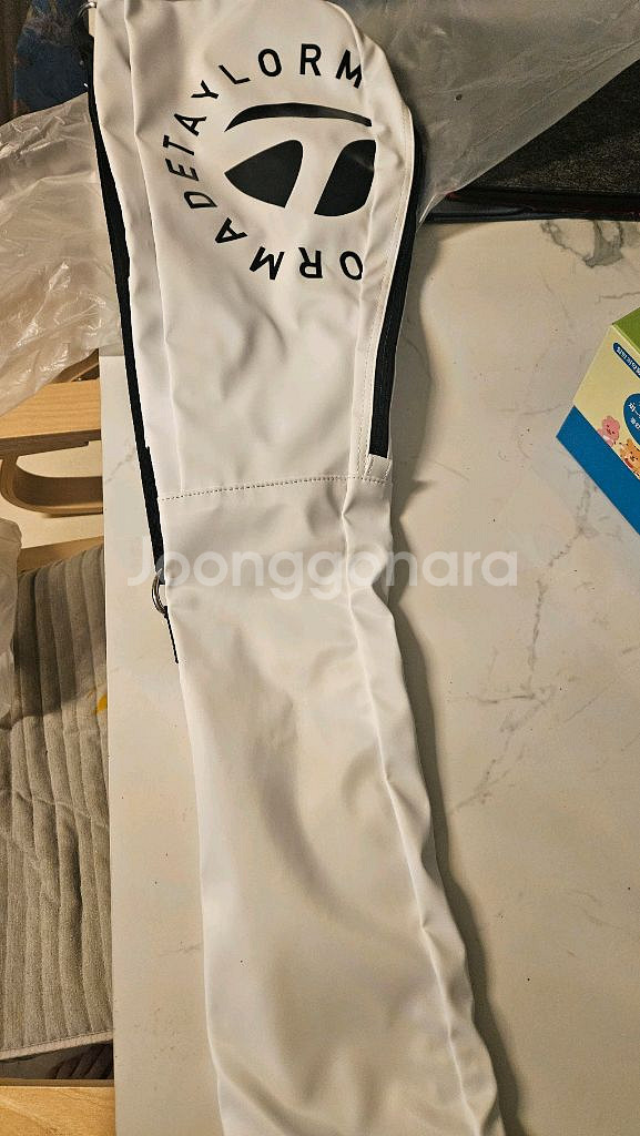 테일러메이드 경량 하프백 새상품--1